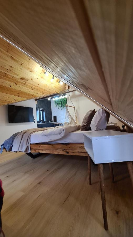 Casa Chiper - Attic Apartment With View Braszów Zewnętrze zdjęcie