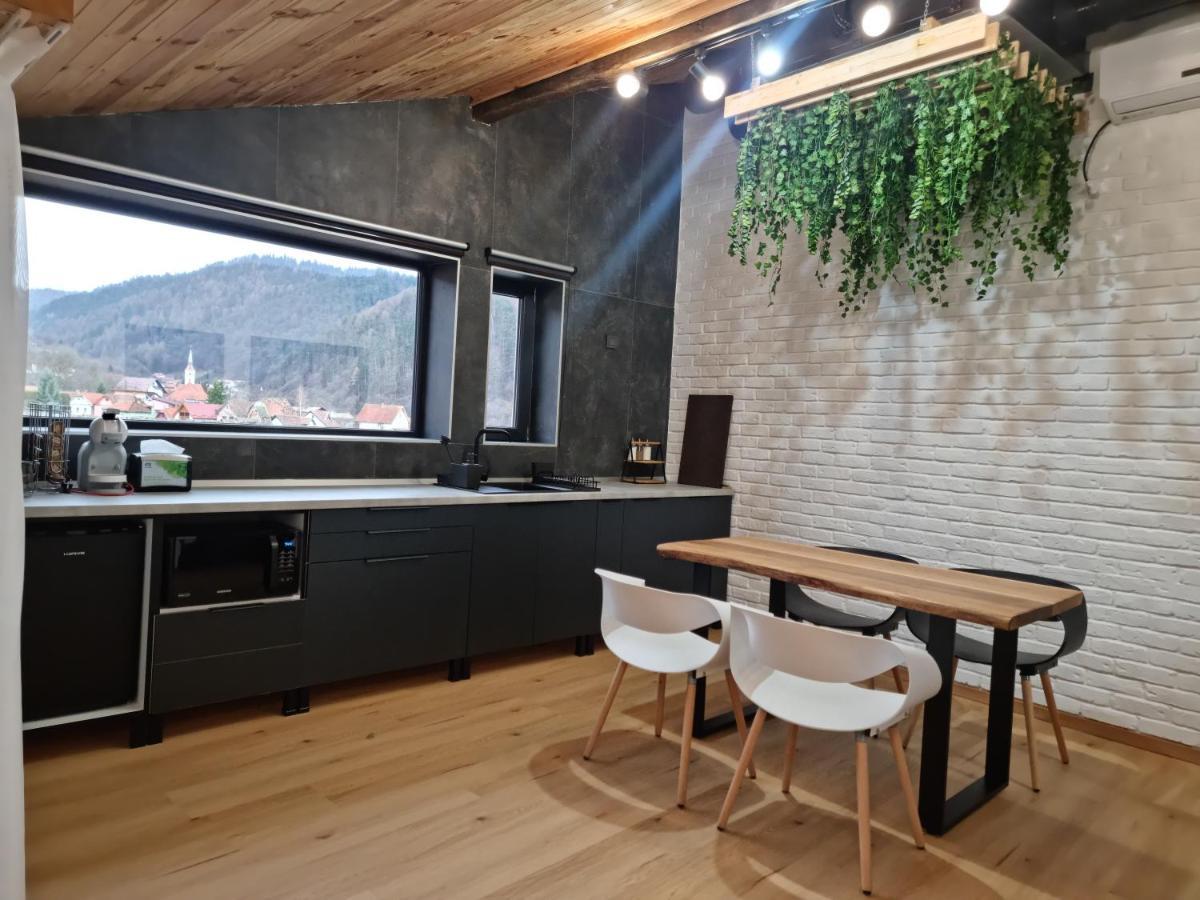 Casa Chiper - Attic Apartment With View Braszów Zewnętrze zdjęcie